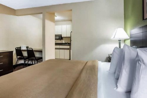 Suburban Studios image 13