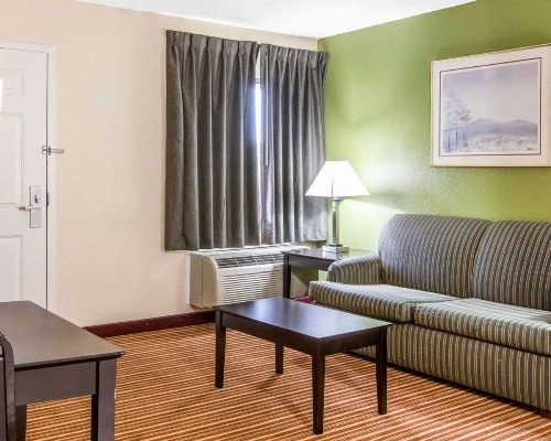 Suburban Studios image 6